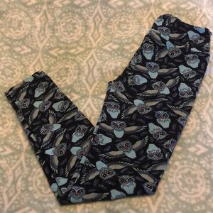 LuLaRoe One Size leggings.